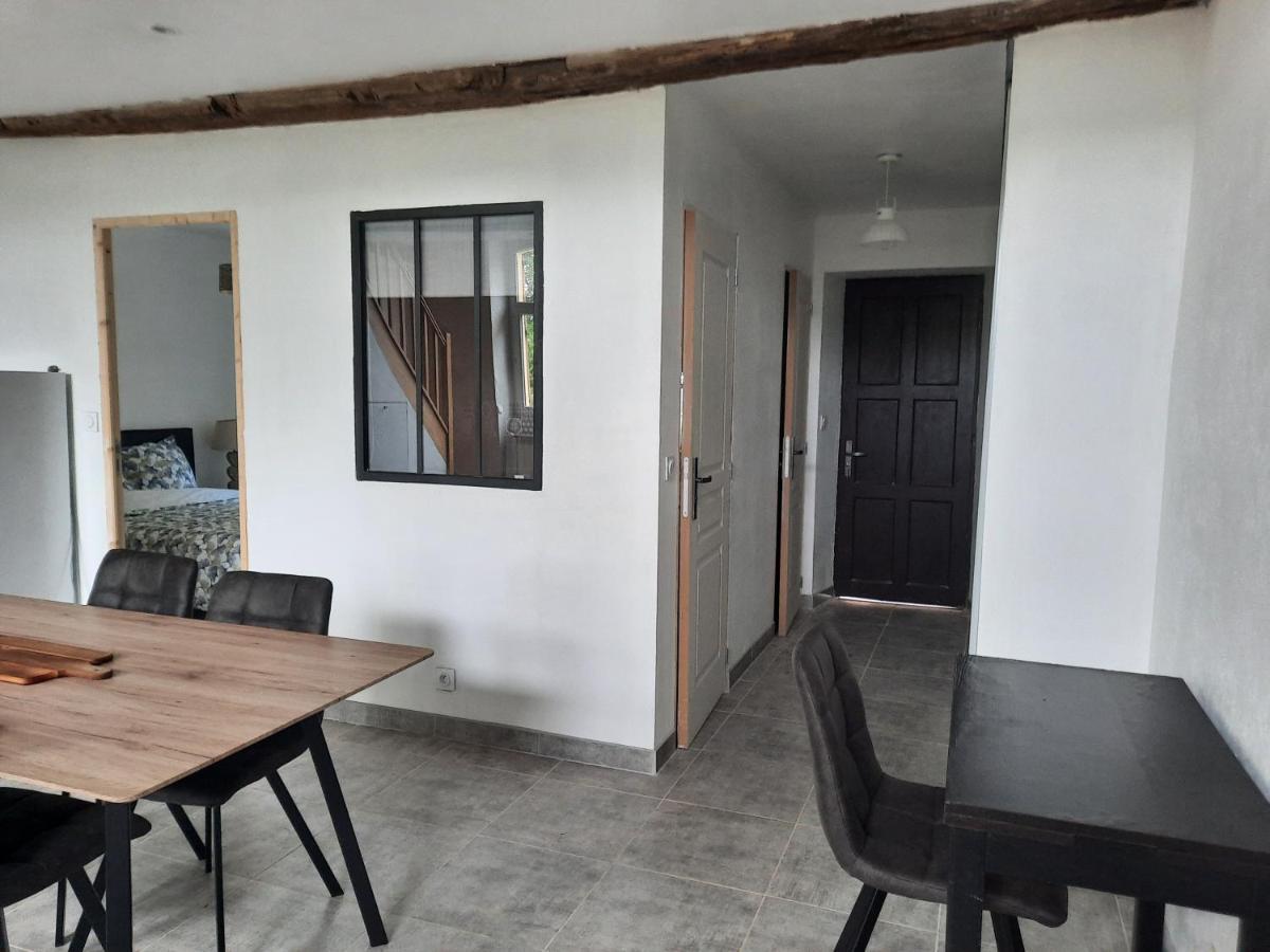 Chez Line Et Pierre: Appartement Spacieux, Lumineux Et Equipe La Bastide-de-Sérou Dış mekan fotoğraf